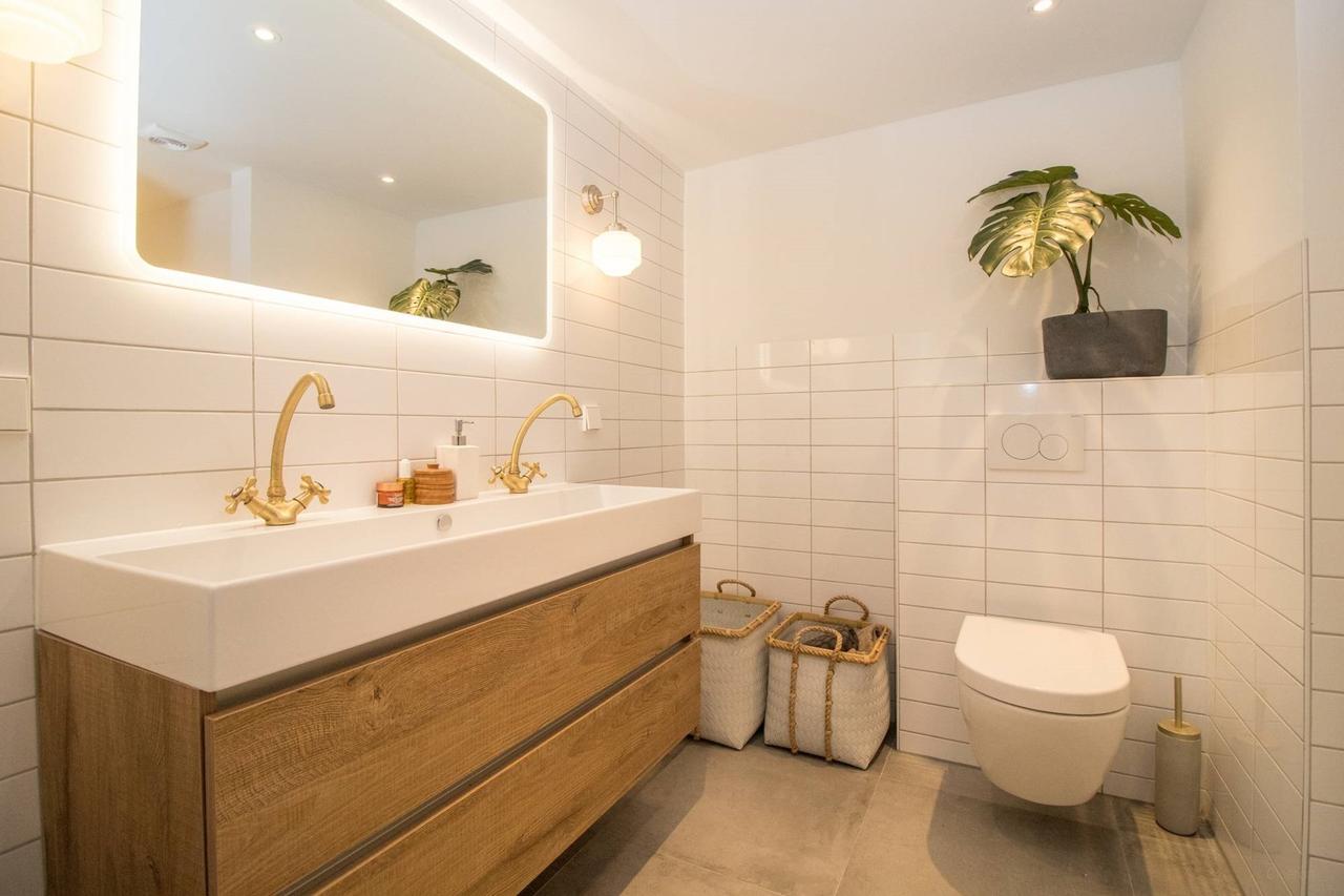 Furnished waterfront bungalow - Image 22
