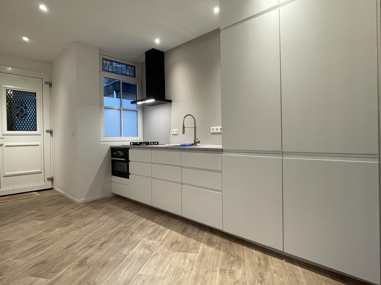 Eigen tuin bij A+++ appartement in Amersfoort - Afbeelding 2