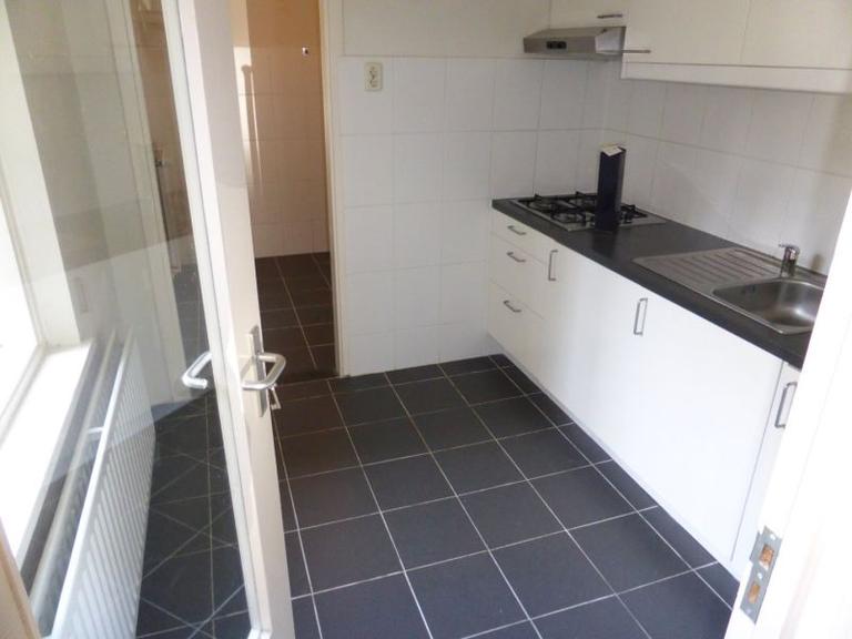 12 m² Student Room with Garden - Image 5