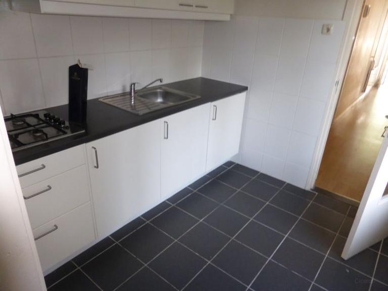 12 m² Student Room with Garden - Image 6