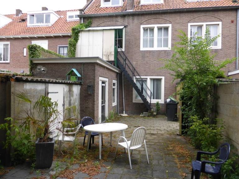 12 m² Student Room with Garden - Image 12