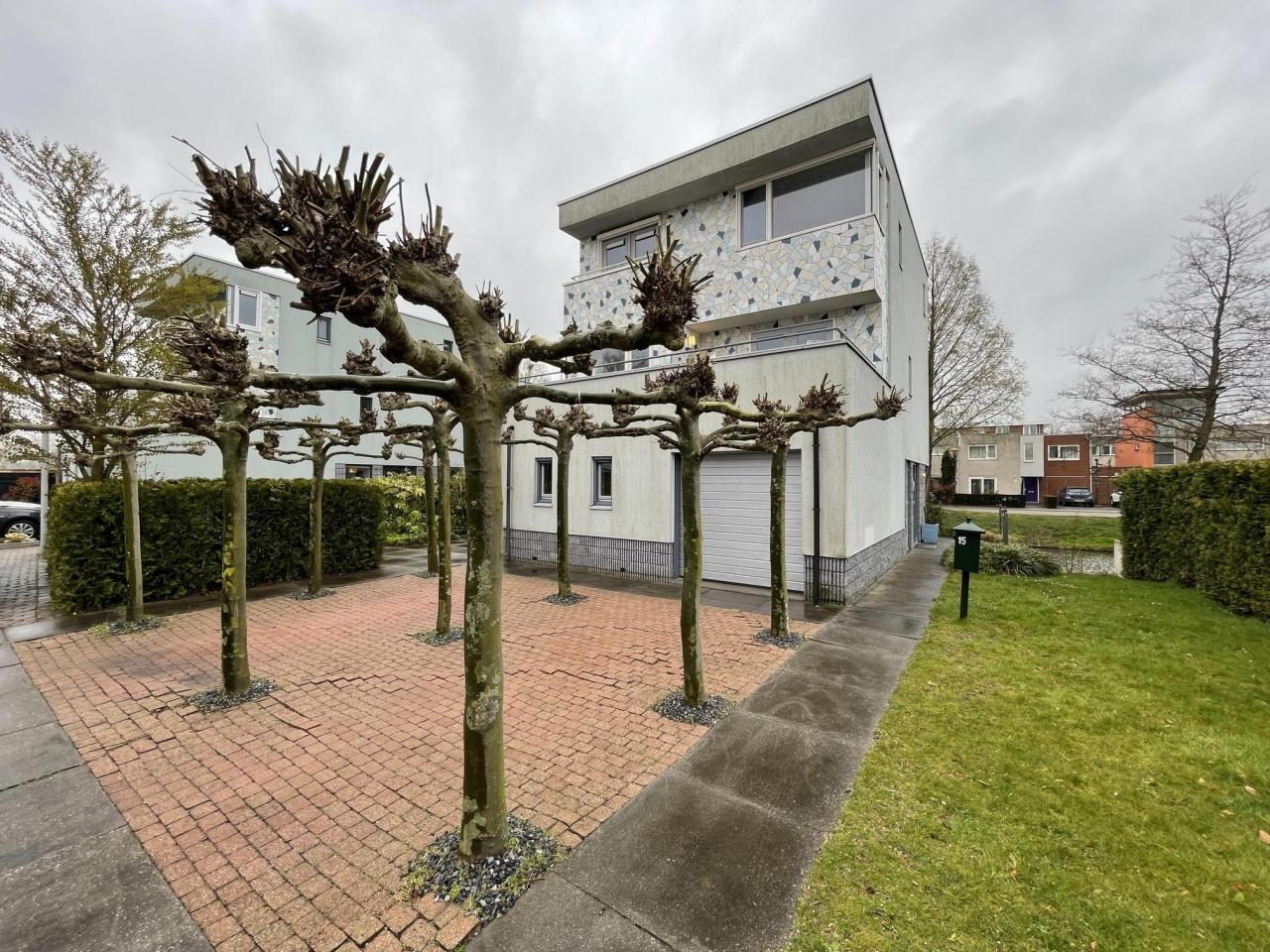 Gemeubileerde villa aan het water in Amersfoort - Afbeelding 2