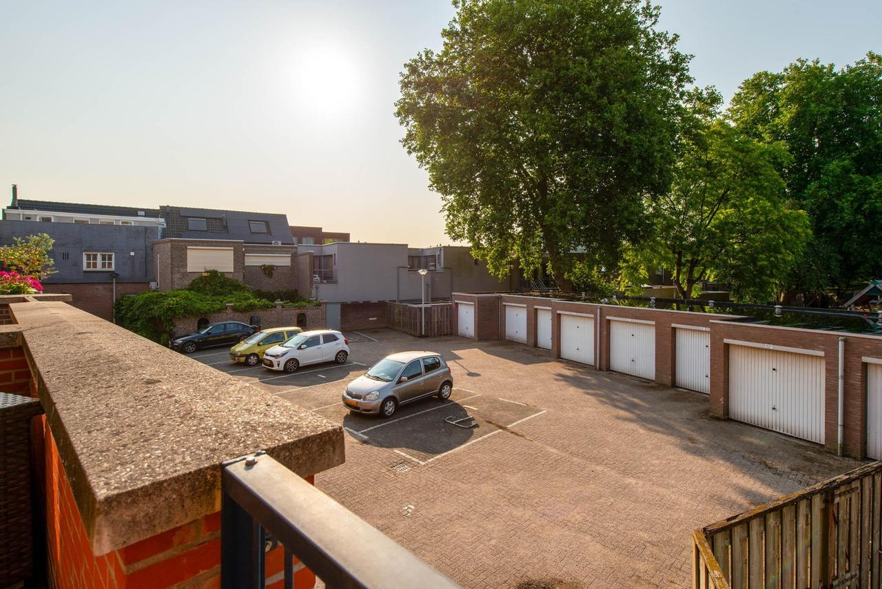 142 m² terraced home with garage in Roosendaal - Image 9