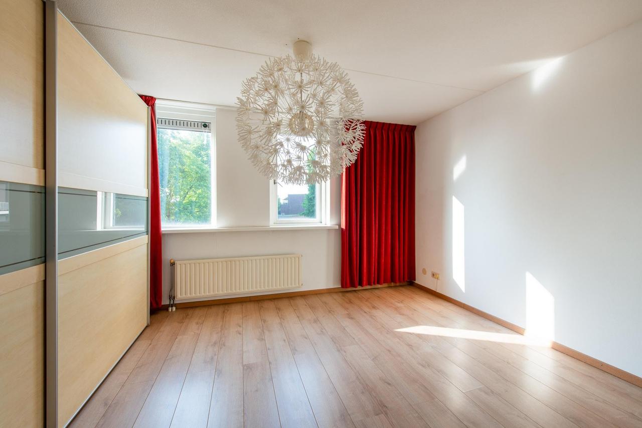 142 m² terraced home with garage in Roosendaal - Image 11