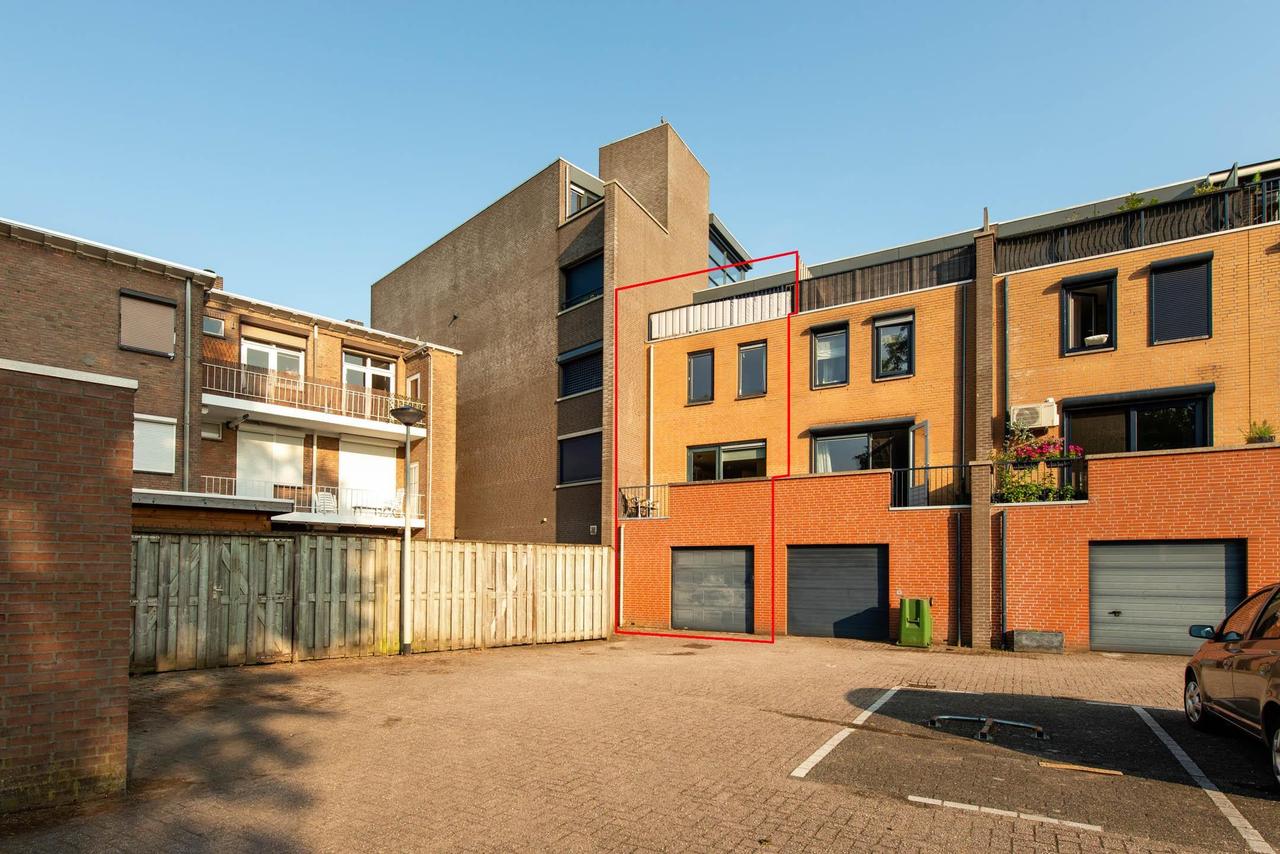 142 m² terraced home with garage in Roosendaal - Image 26