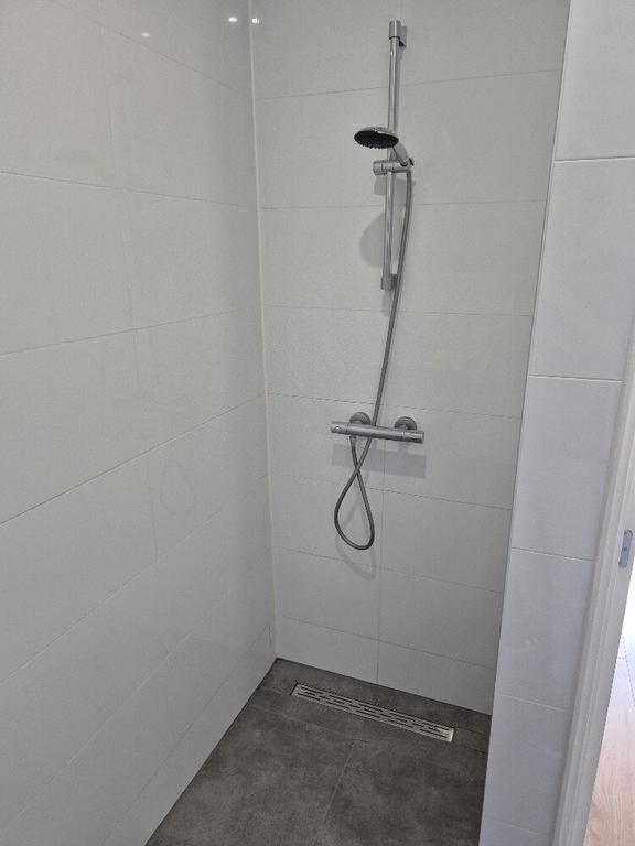 A++ 2-Bedroom Apartment in Kralingen - Image 7