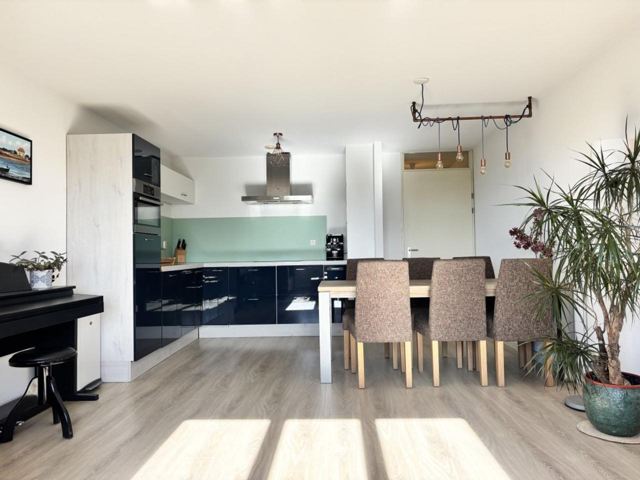 81 m² met balkon en eigen parkeerplek - Afbeelding 4