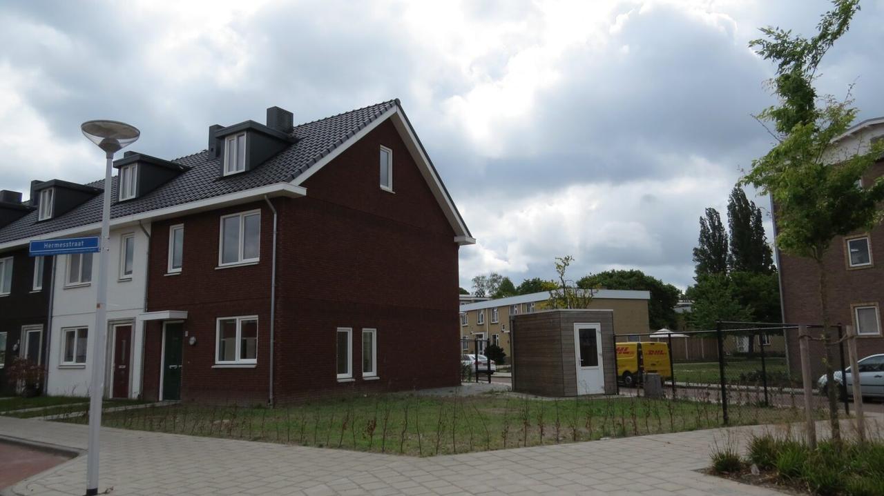 Net-zero corner house in Hengelo - Image 2
