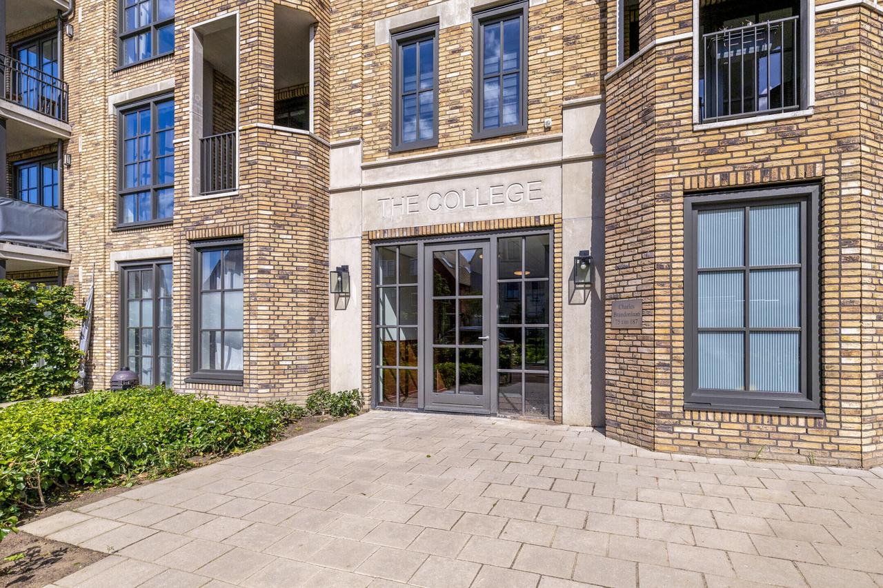 Modern A++ apartment with balcony in Hoofddorp - Image 10
