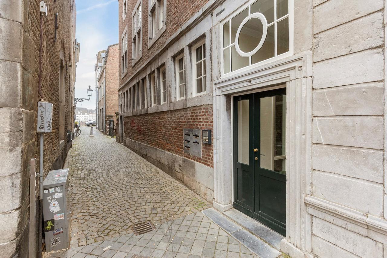 65 m² apartment with loggia in Wyck - Image 6