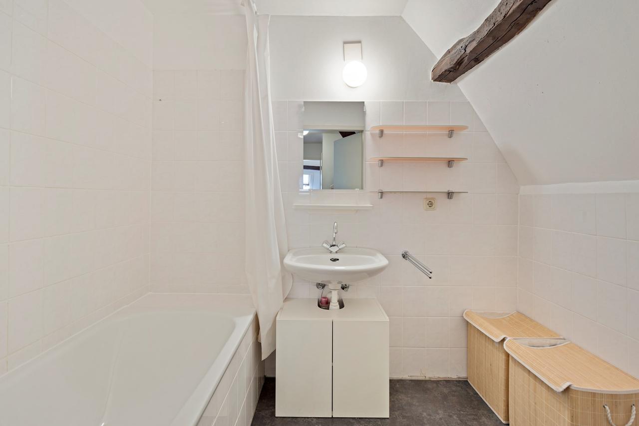 65 m² apartment with loggia in Wyck - Image 14