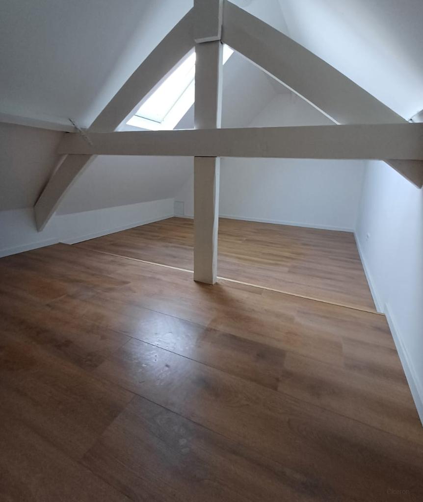 25 m² Student Room with Large Garden - Image 1