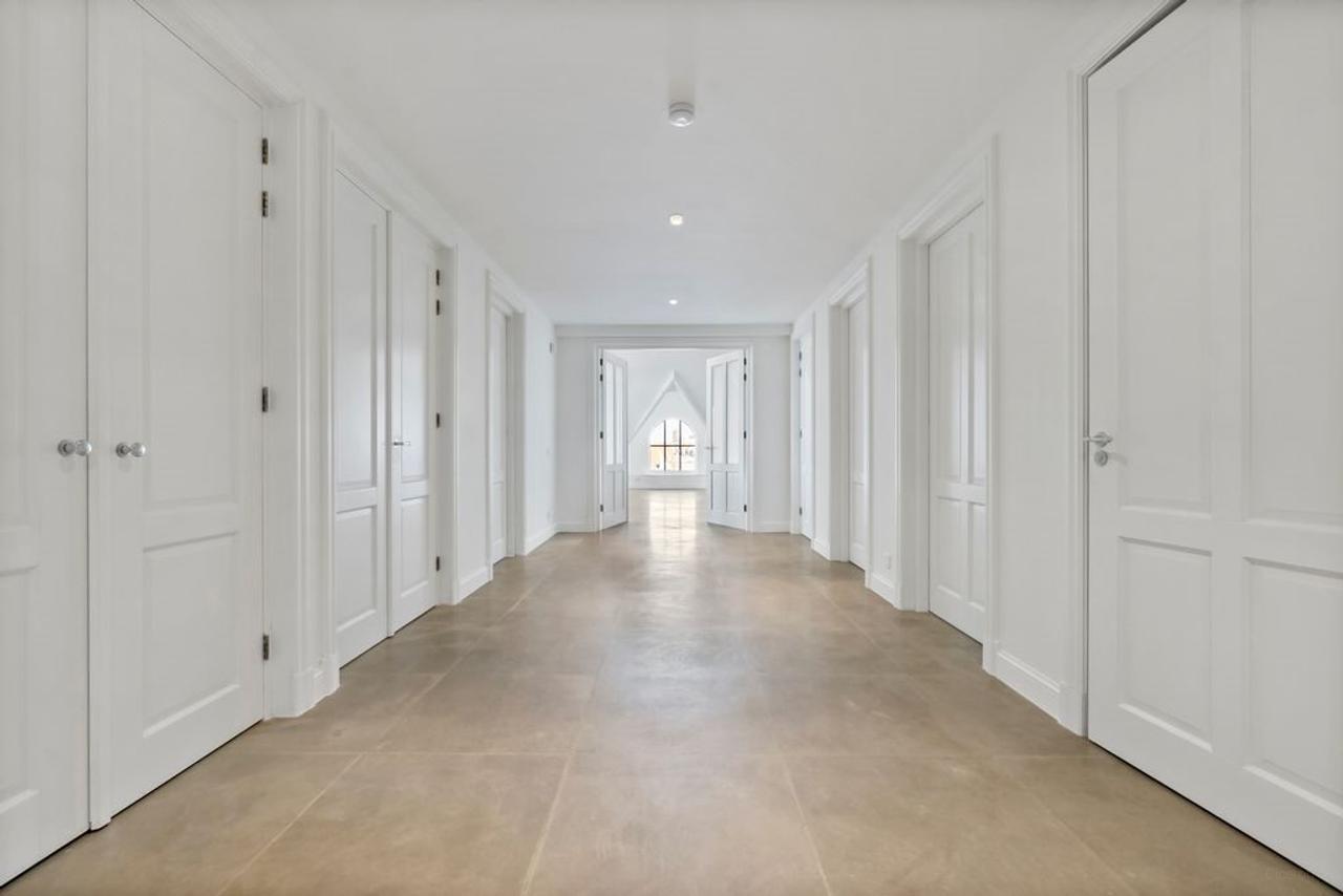 265 m² Penthouse in Statenkwartier - Image 13