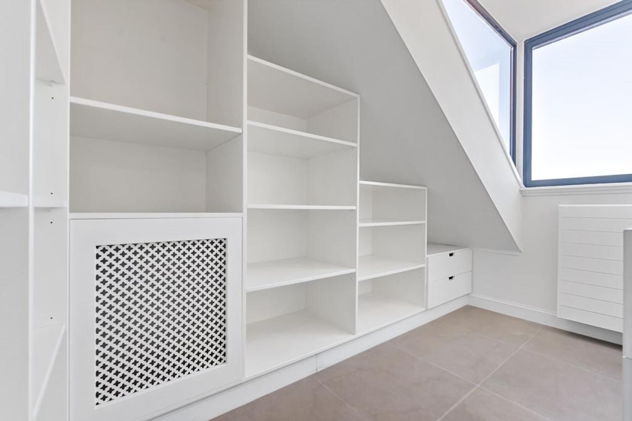 265 m² Penthouse in Statenkwartier - Image 23