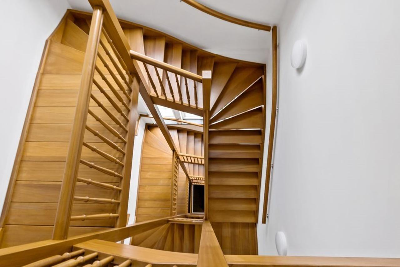 265 m² Penthouse in Statenkwartier - Image 32
