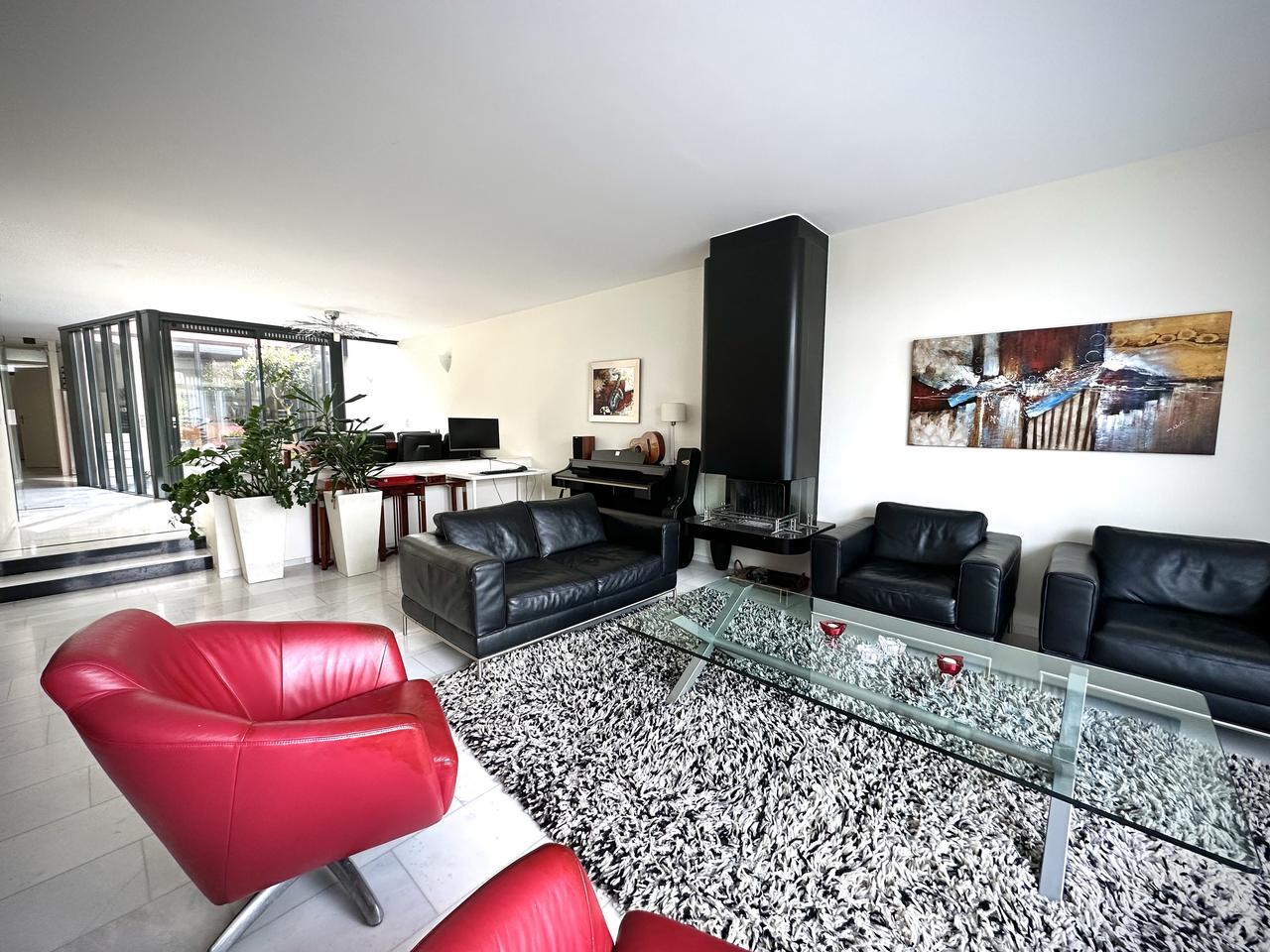 Gemeubileerde woning aan het water - Afbeelding 1