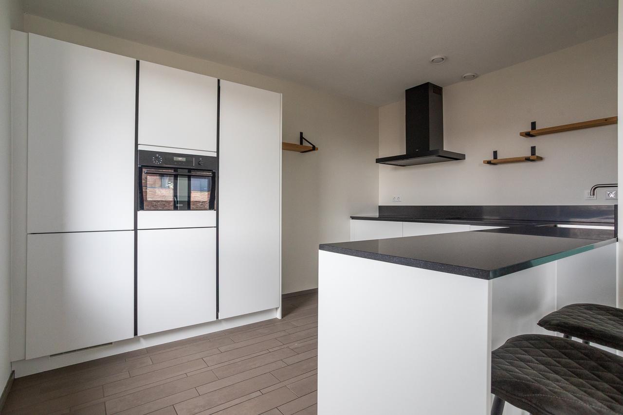 Bright Corner Apartment near Westduinpark - Image 6