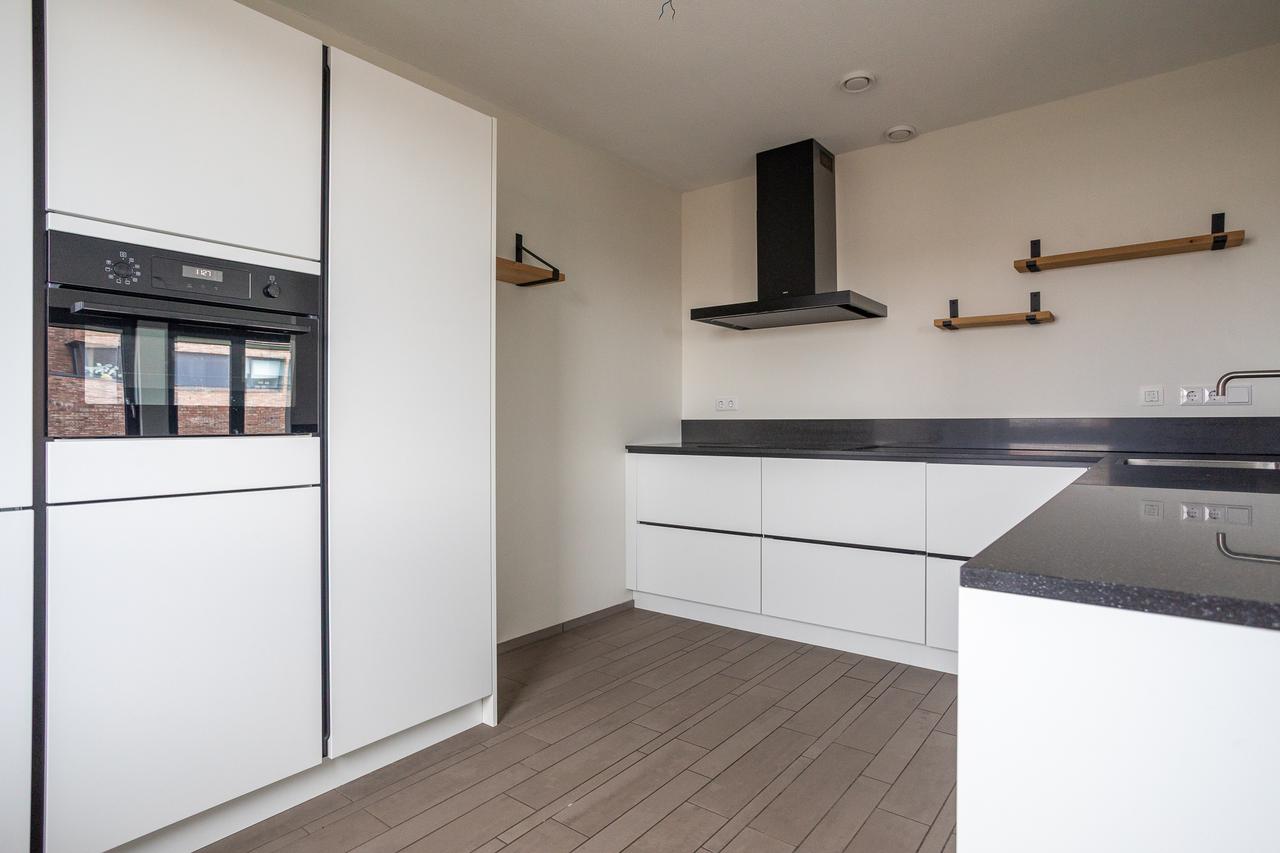 Bright Corner Apartment near Westduinpark - Image 7