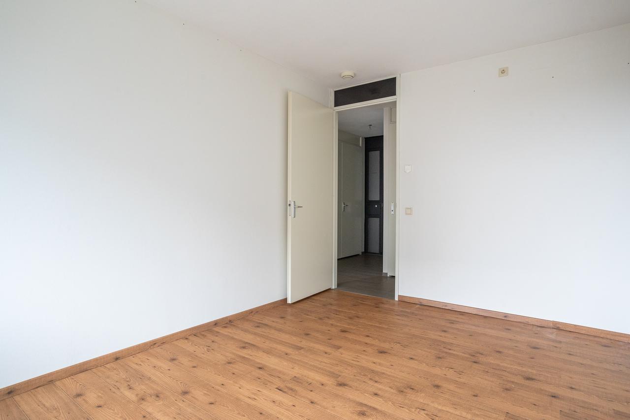 Bright Corner Apartment near Westduinpark - Image 17