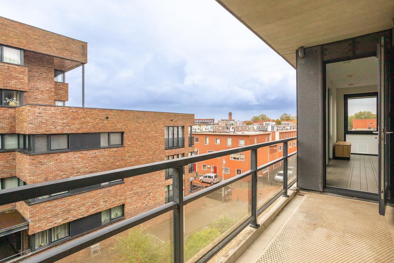 Bright Corner Apartment near Westduinpark - Image 29