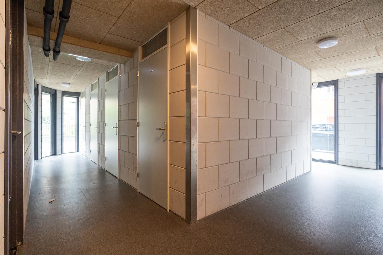 Bright Corner Apartment near Westduinpark - Image 39