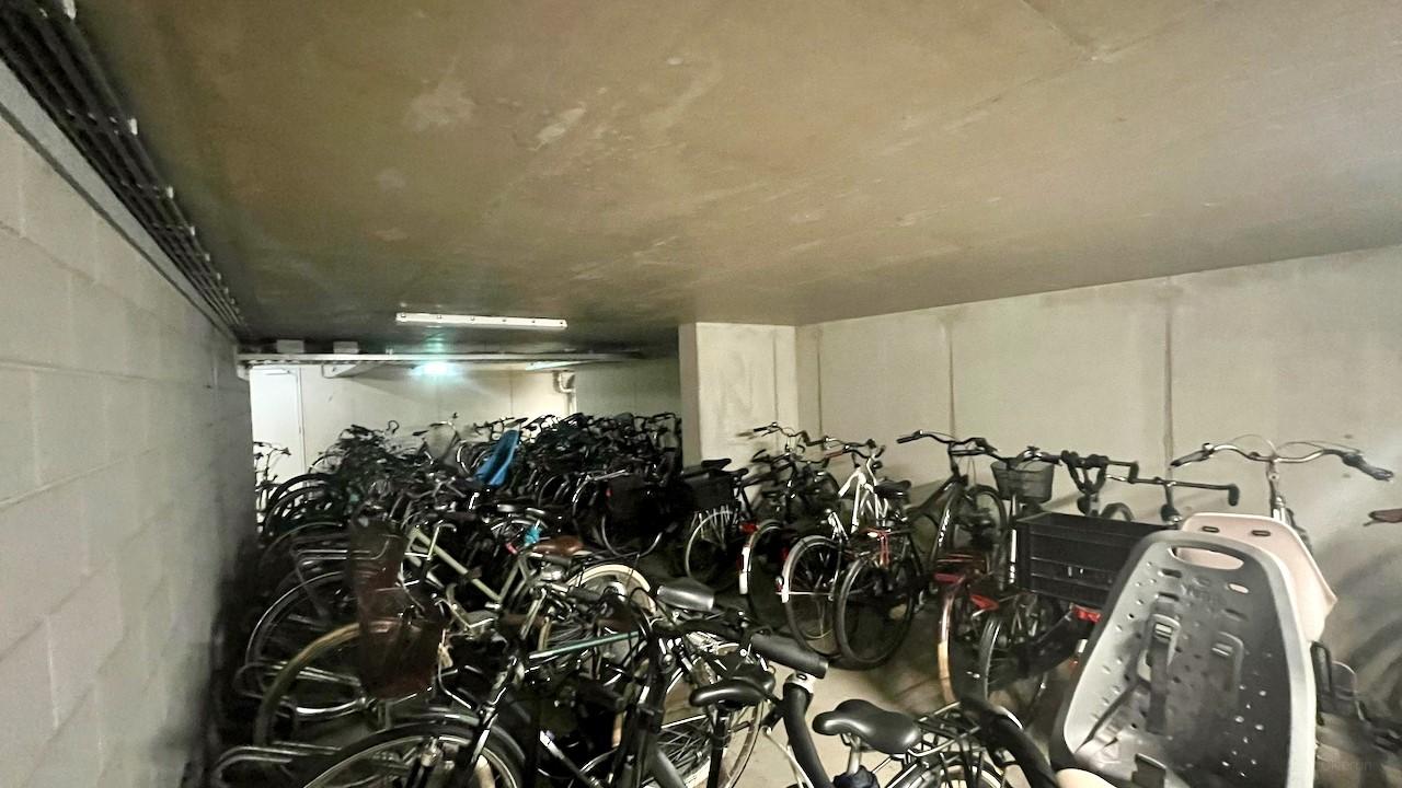 146 m² on 22nd floor near The Hague Central - Image 33