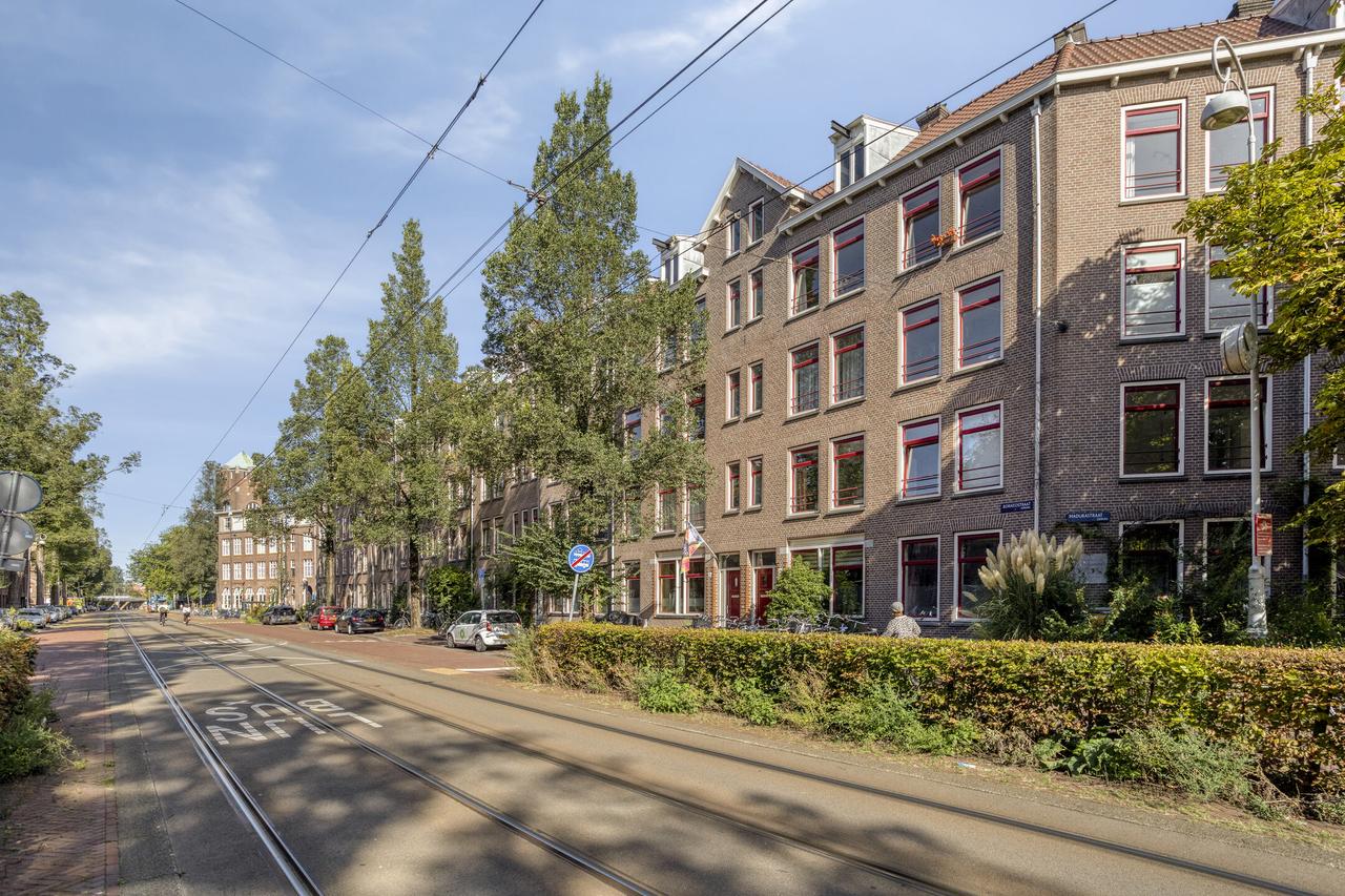 Gemeubileerd 4-slaapkamerappartement met tuin - Afbeelding 2