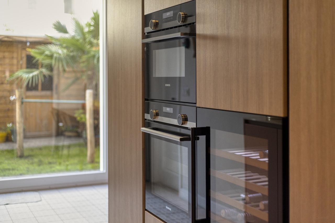 Gemeubileerd 4-slaapkamerappartement met tuin - Afbeelding 9
