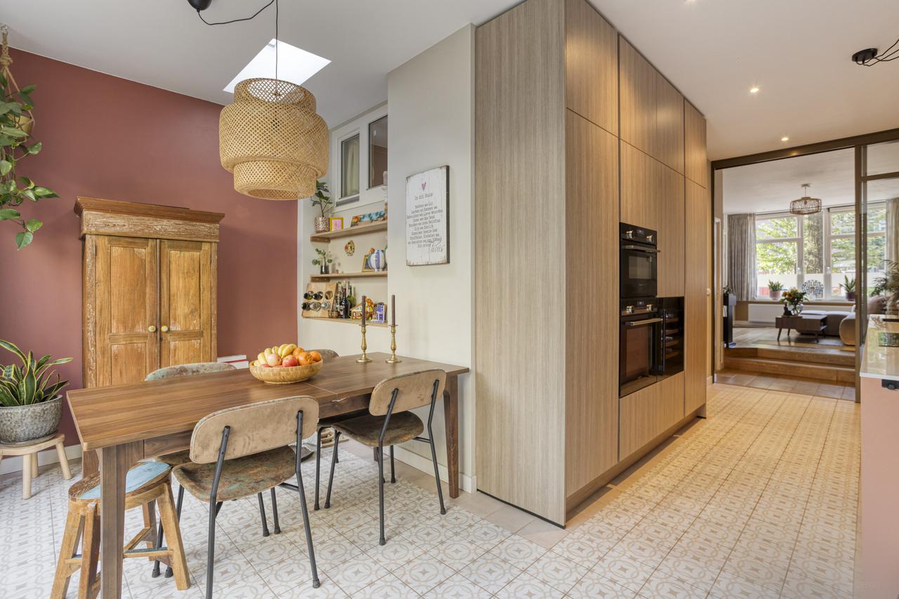 Gemeubileerd 4-slaapkamerappartement met tuin - Afbeelding 10