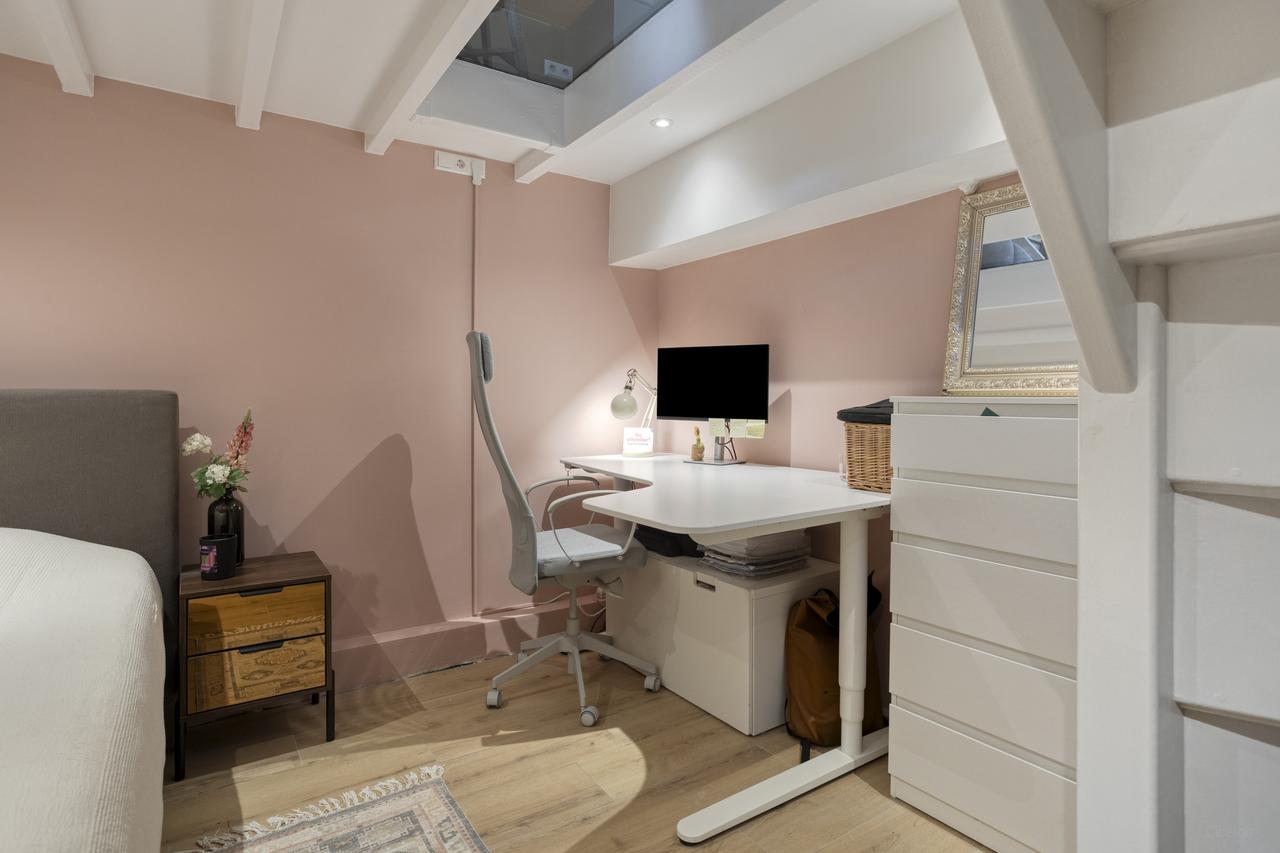 Gemeubileerd 4-slaapkamerappartement met tuin - Afbeelding 13