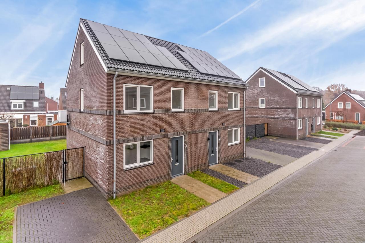 A+++ family home with garden in Sint Odiliënberg - Image 2