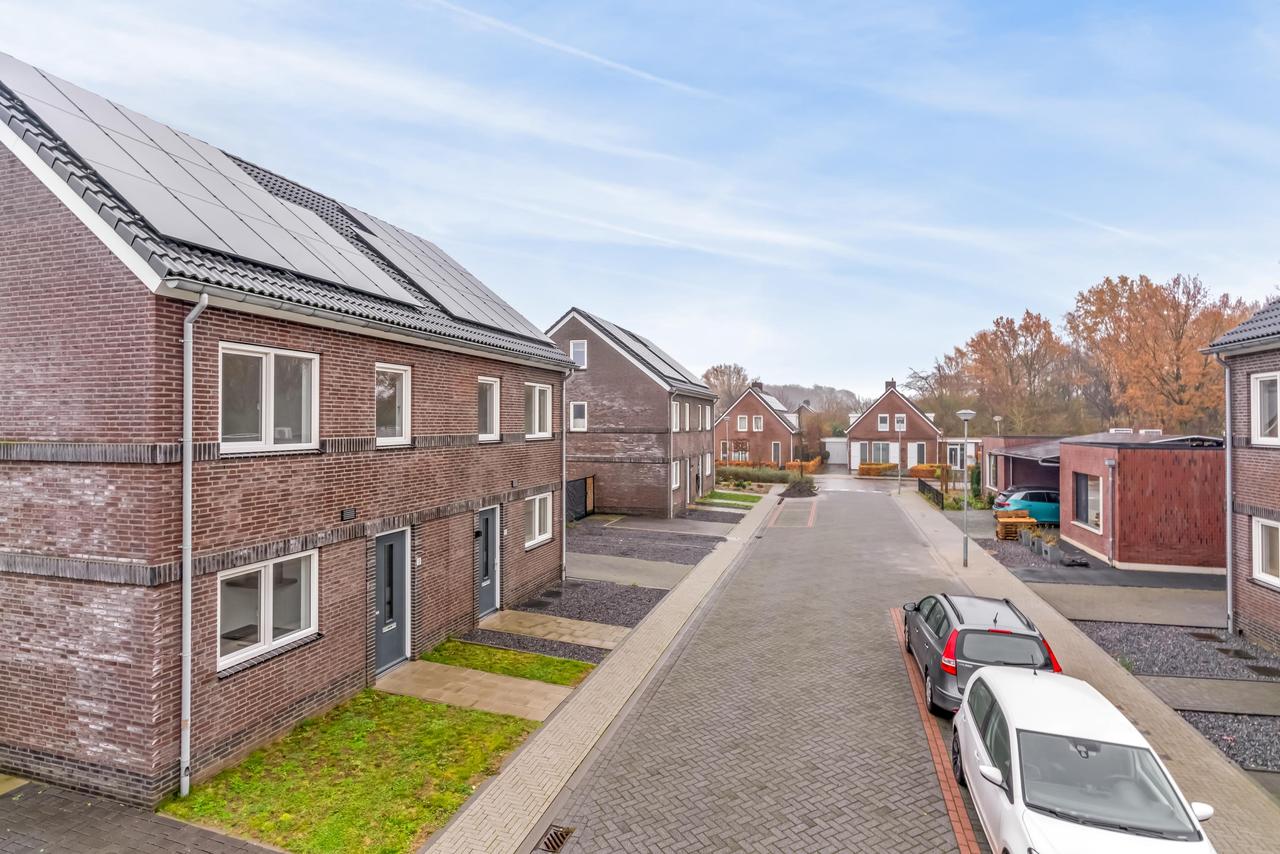 A+++ family home with garden in Sint Odiliënberg - Image 23