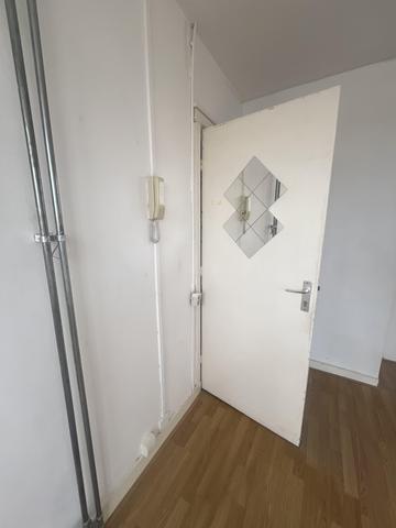 Apartment for Rent on Prinses Mariannelaan - Image 2