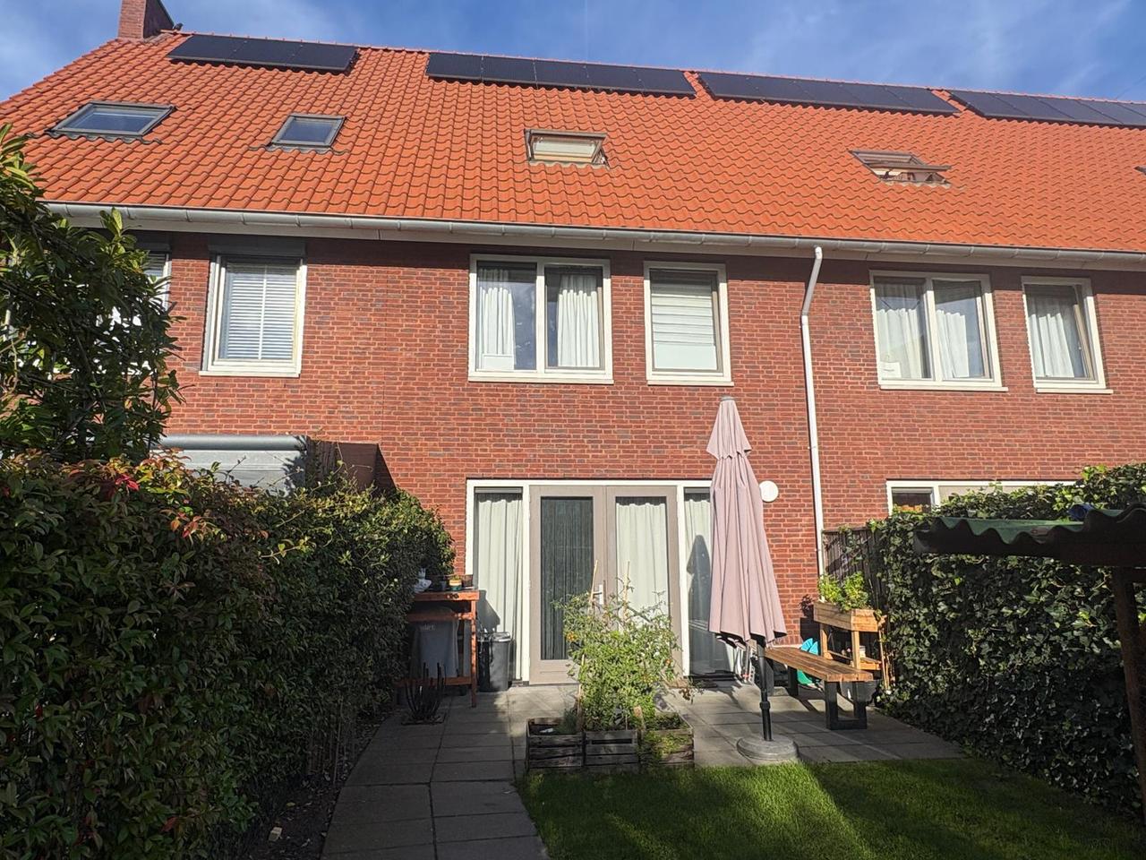 Eengezinswoning met 5 slaapkamers en tuin - Afbeelding 18