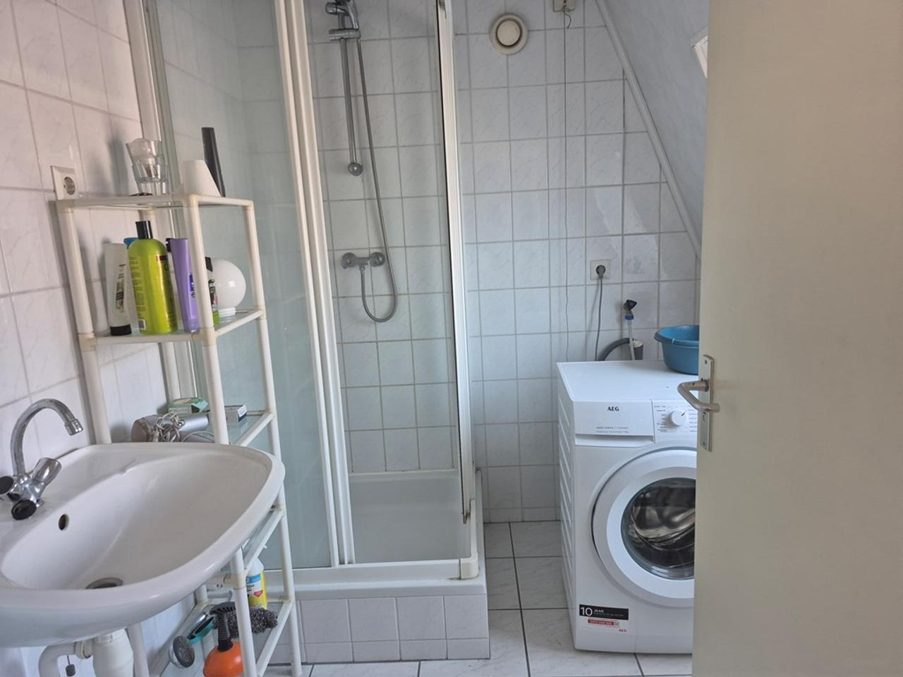 20 m² Room with Loft Bed in Oosterpoort - Image 11