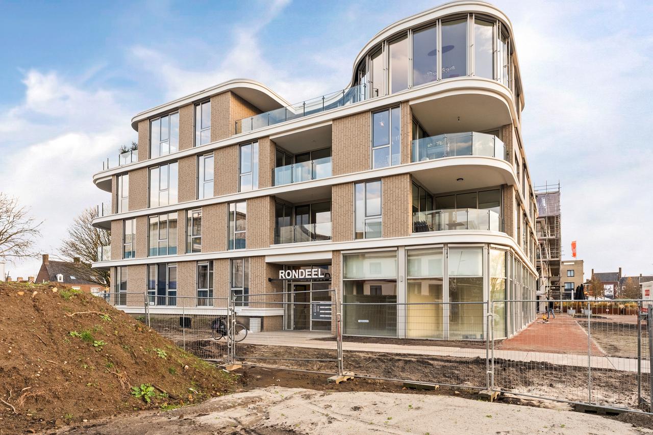 Huurappartement in Emmeloord-Centrum - Afbeelding 1