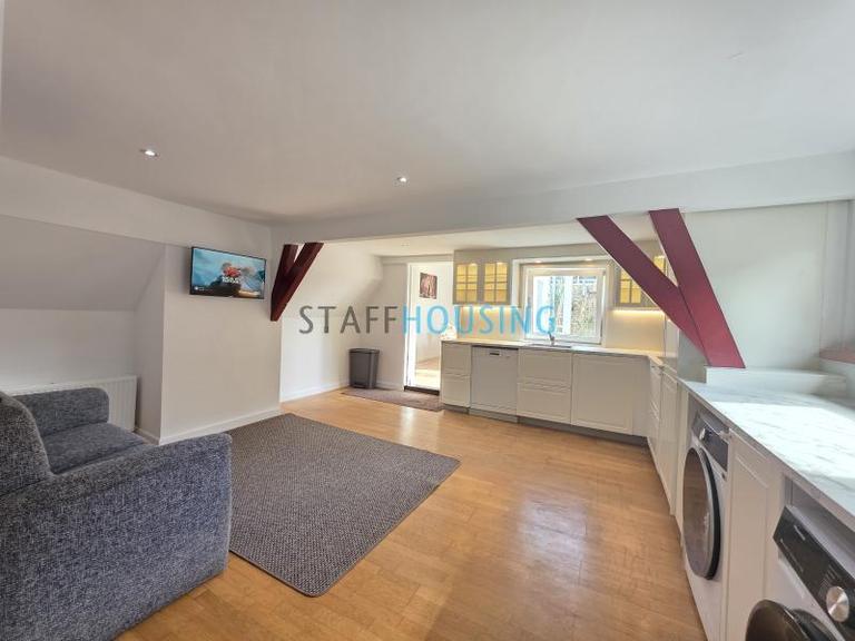 Gemeubileerd 5-slaapkamerappartement in Schiedam - Afbeelding 4