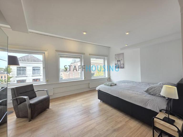 Gemeubileerd 5-slaapkamerappartement in Schiedam - Afbeelding 11