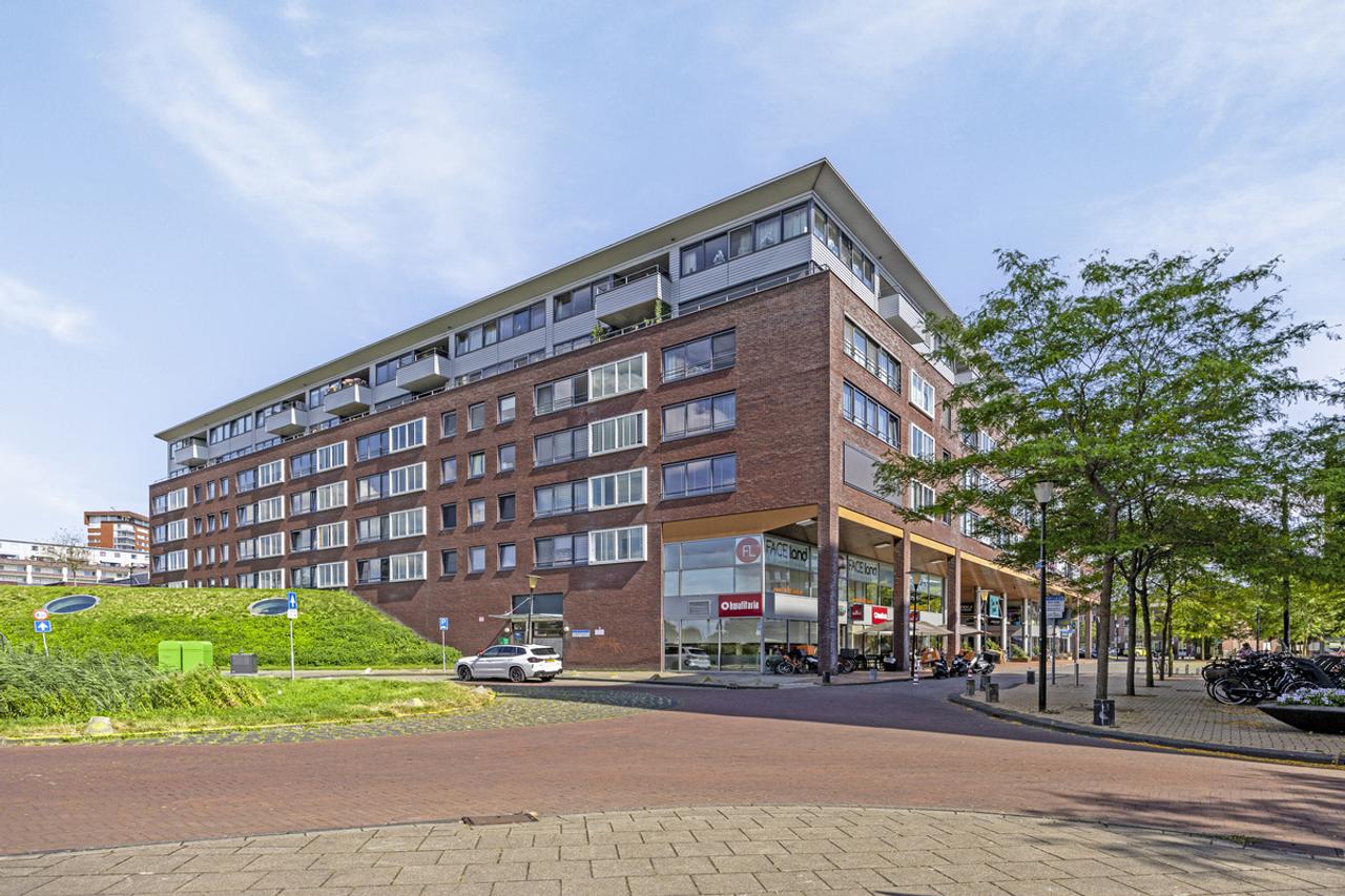90 m² apartment with A+ energy rating - Image 1