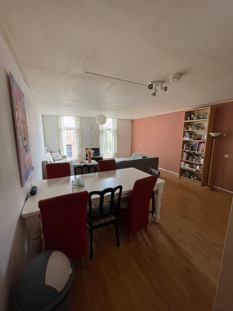 4 slaapkamers met balkon in Dieze-Centrum - Afbeelding 2