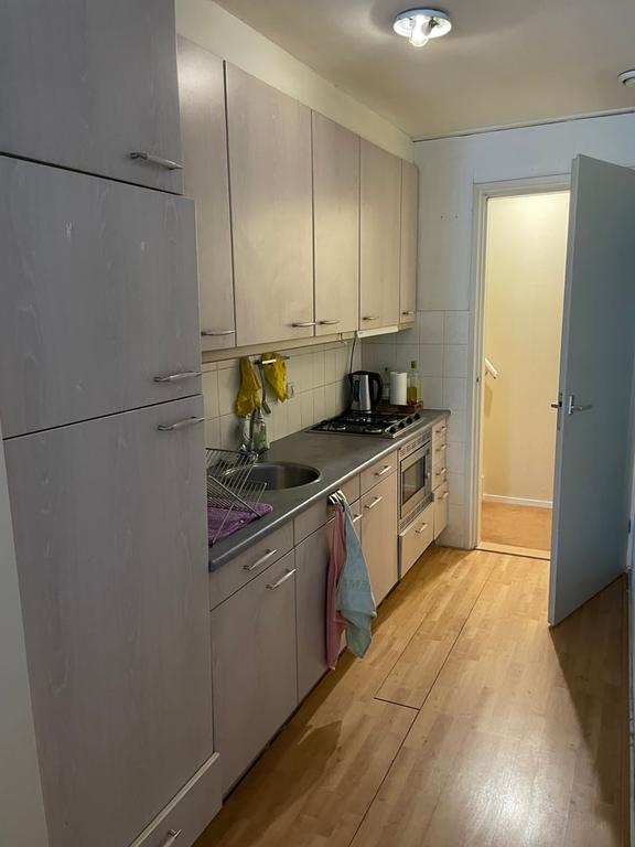 4 slaapkamers met balkon in Dieze-Centrum - Afbeelding 4
