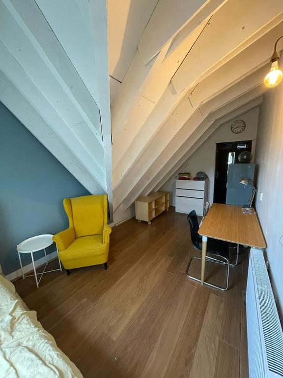 4 slaapkamers met balkon in Dieze-Centrum - Afbeelding 11