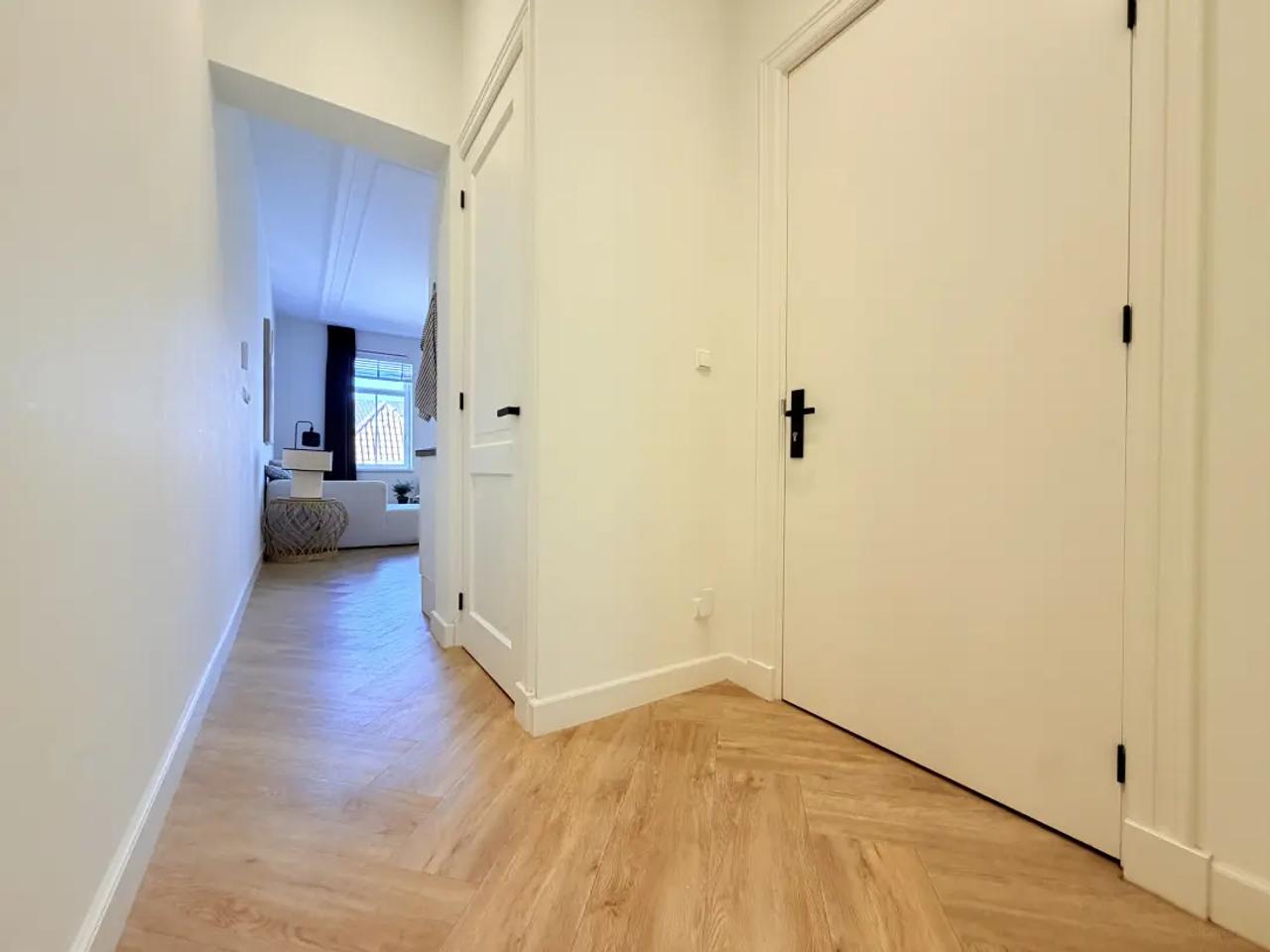 61 m² apartment with balcony in Kortenbos - Image 3