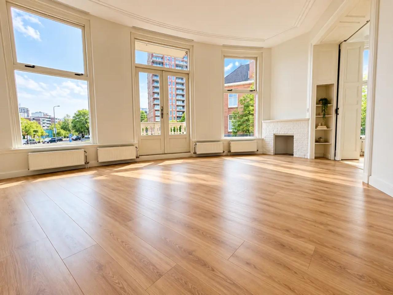 75 m² apartment with balcony in The Hague - Image 1