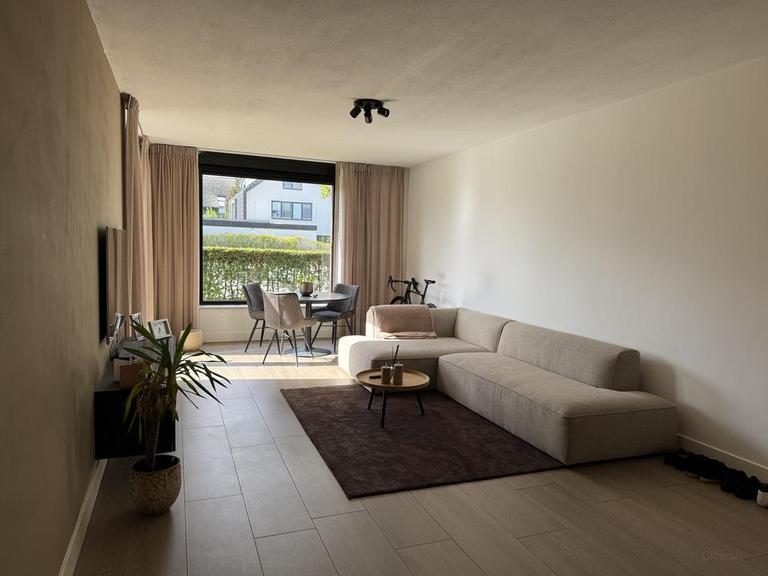 A++ apartment with terrace and parking - Image 4