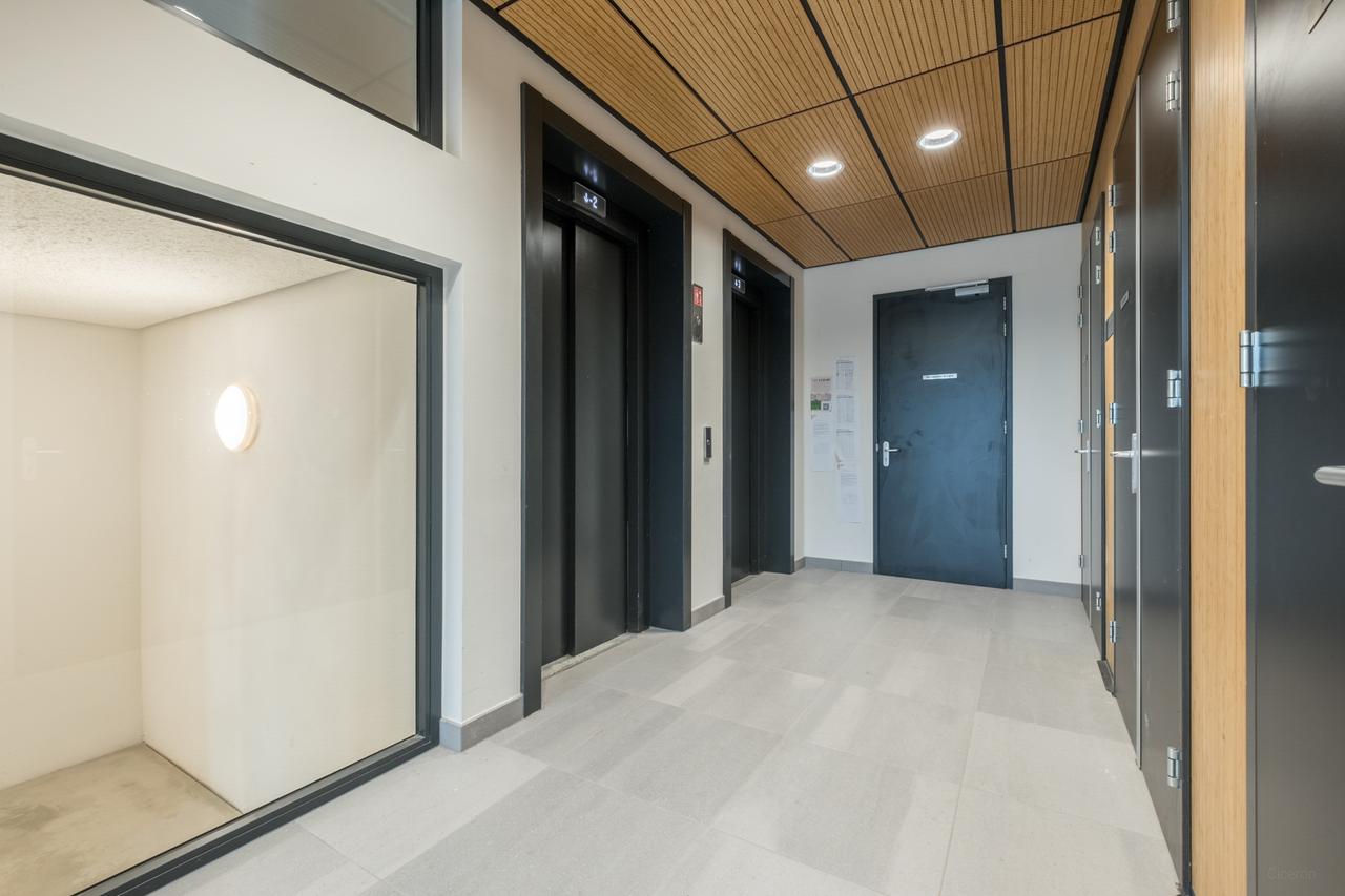 109 m² appartement naast Amstel Station - Afbeelding 2