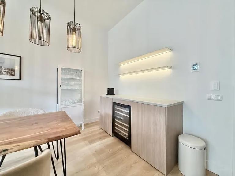Gemeubileerd 2-kamerappartement met balkon - Afbeelding 6
