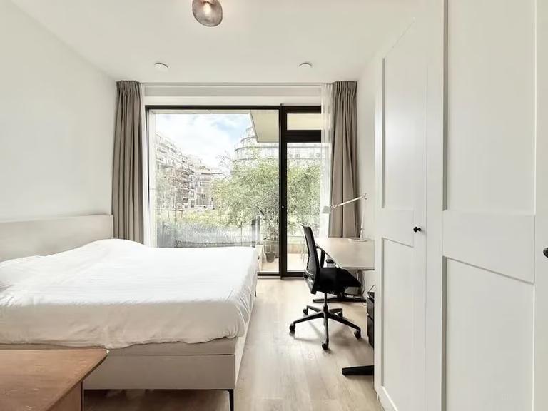 Gemeubileerd 2-kamerappartement met balkon - Afbeelding 8