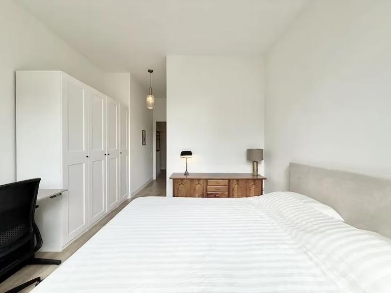 Gemeubileerd 2-kamerappartement met balkon - Afbeelding 10