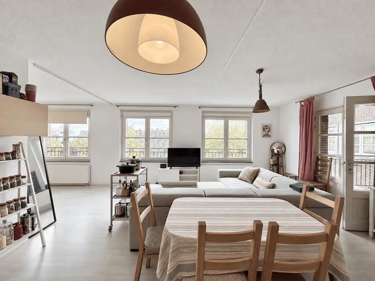 Gemeubileerd 3-kamerappartement met balkon - Afbeelding 6